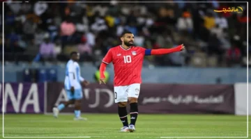 ما القصة وراءها؟.. محمد صلاح يتلقى هدية خاصة من منتخب بوركينا فاسو مفاجأة في تفاصيل اللفتة 1